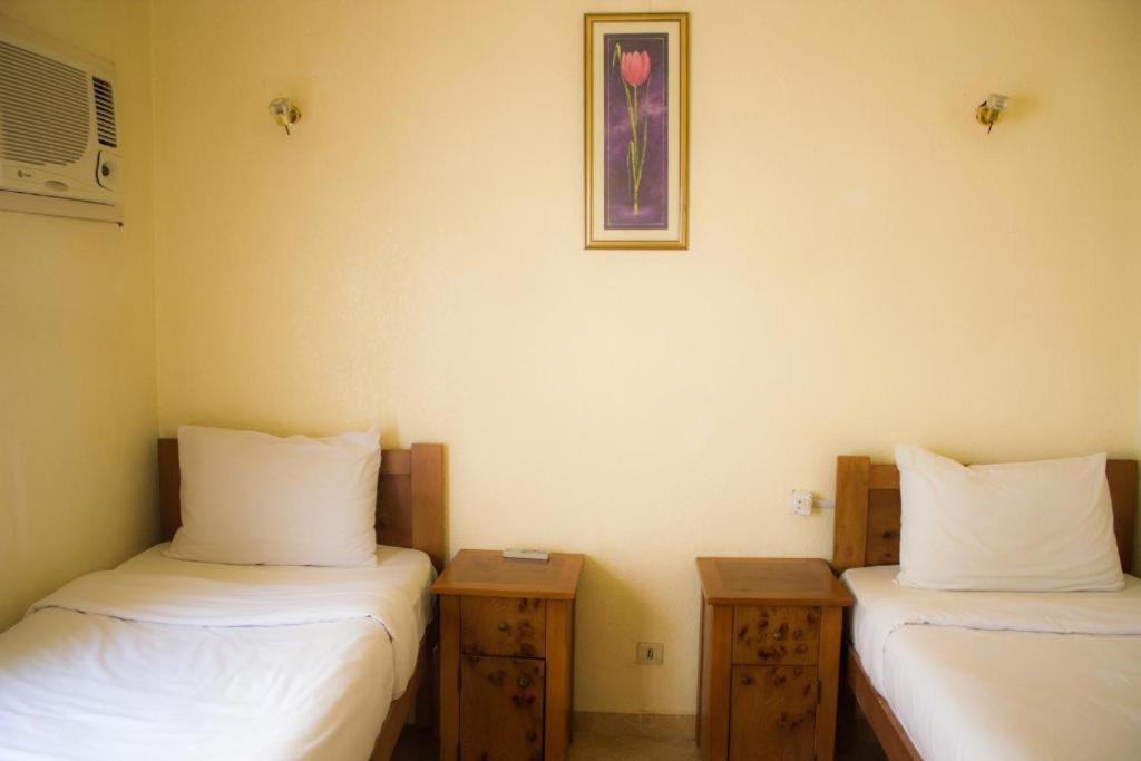 Golden Europe Hotel Дахаб Екстериор снимка